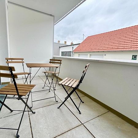 80 M2 - Terrace - Free Parking Apartment Wina Bagian luar foto