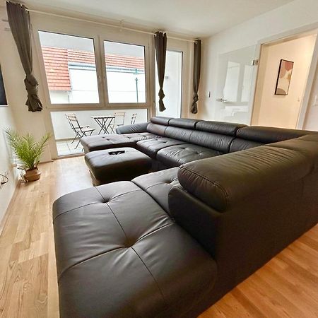 80 M2 - Terrace - Free Parking Apartment Wina Bagian luar foto